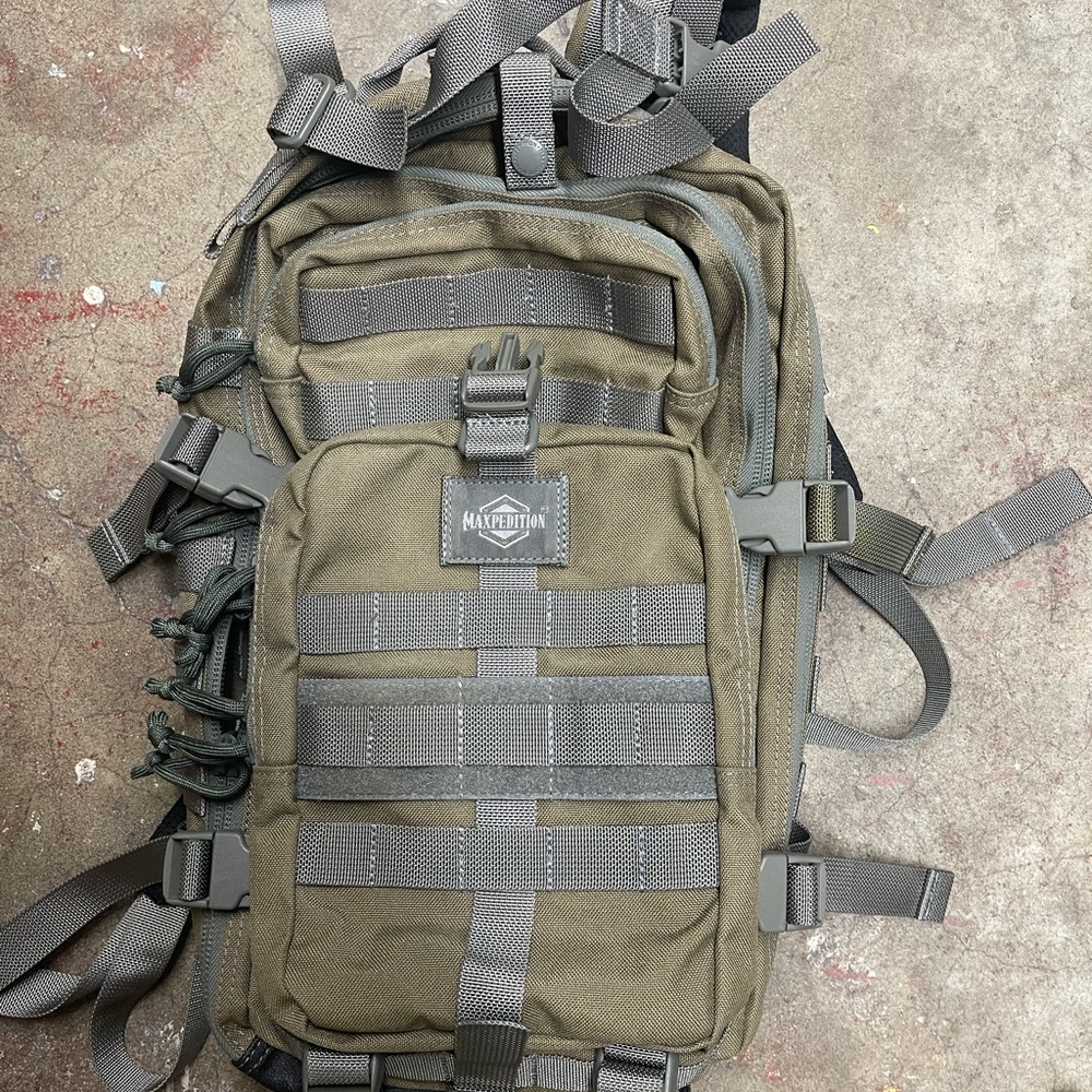 Maxpedition falcon ii backpck.
